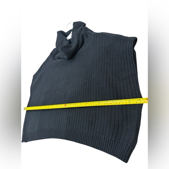 Free People Cropped Short Sleeve Pullover Turtleneck Sweater Navy Blue Small - Picture 8 of 9